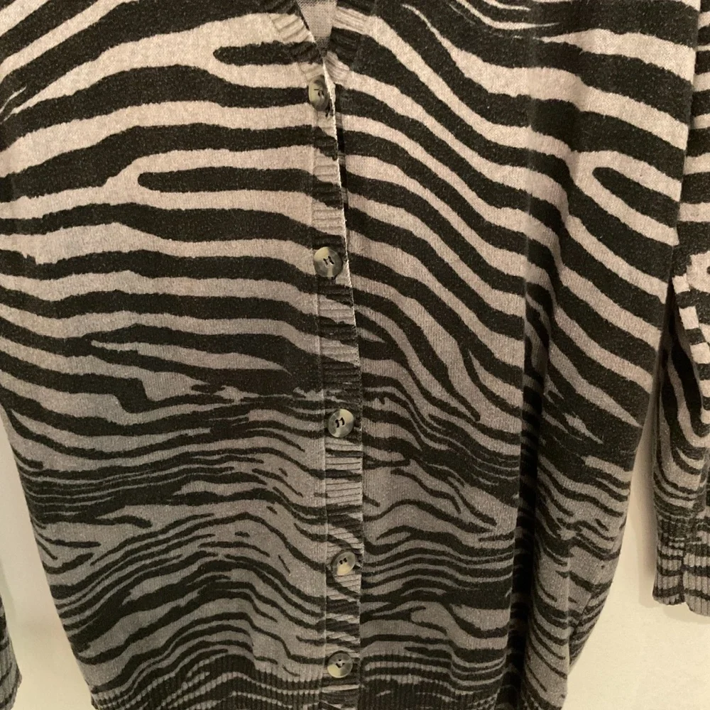 CLOTHING $5 - Picture 3 of 6